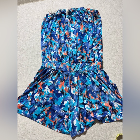 S-Twelve Flowy Slinky Watercolour Strapless Romper - Picture 3 of 6